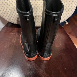 Kids rain boots size 12